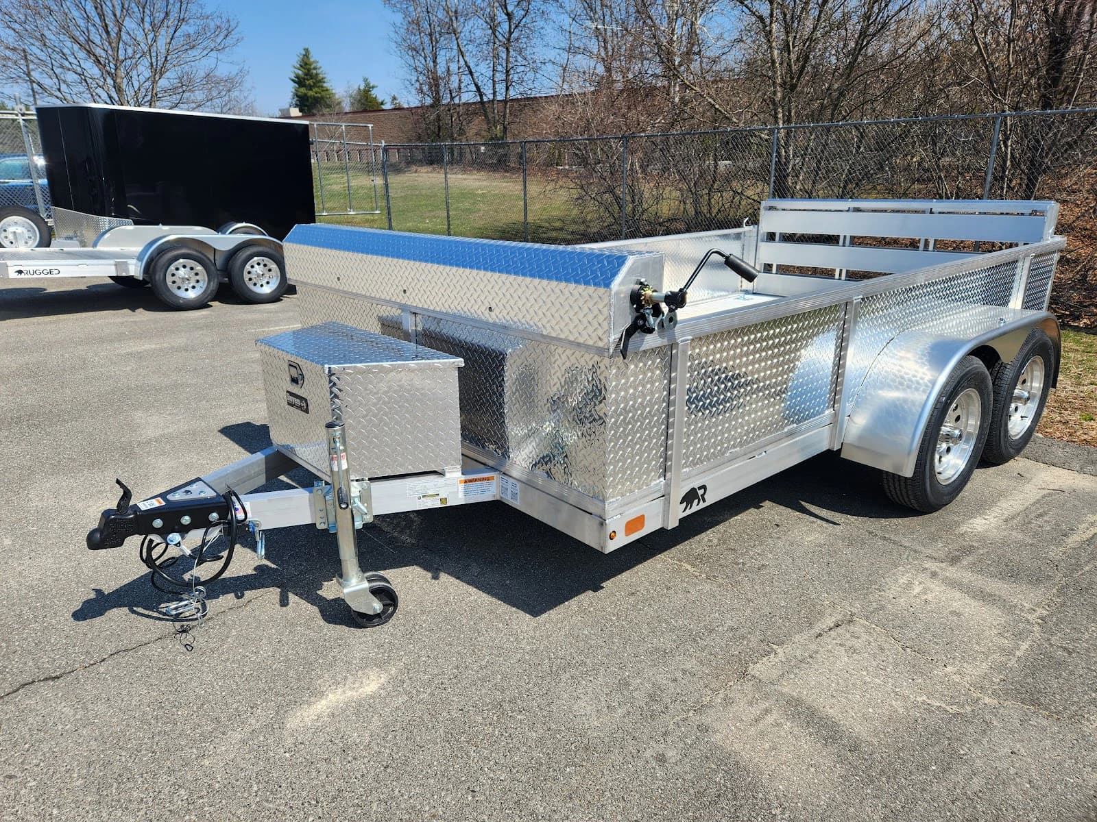 Real Rugged build: 6.5' x 12' Tandem — Perimeter rail, Bi-fold ramp