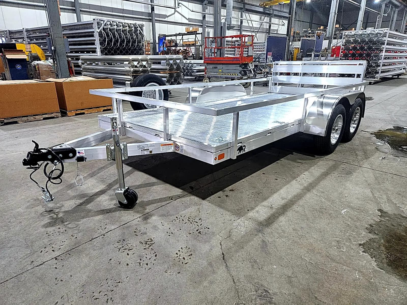 Real Rugged build: 6.5' x 14' Tandem — Perimeter rail, Bi-fold ramp