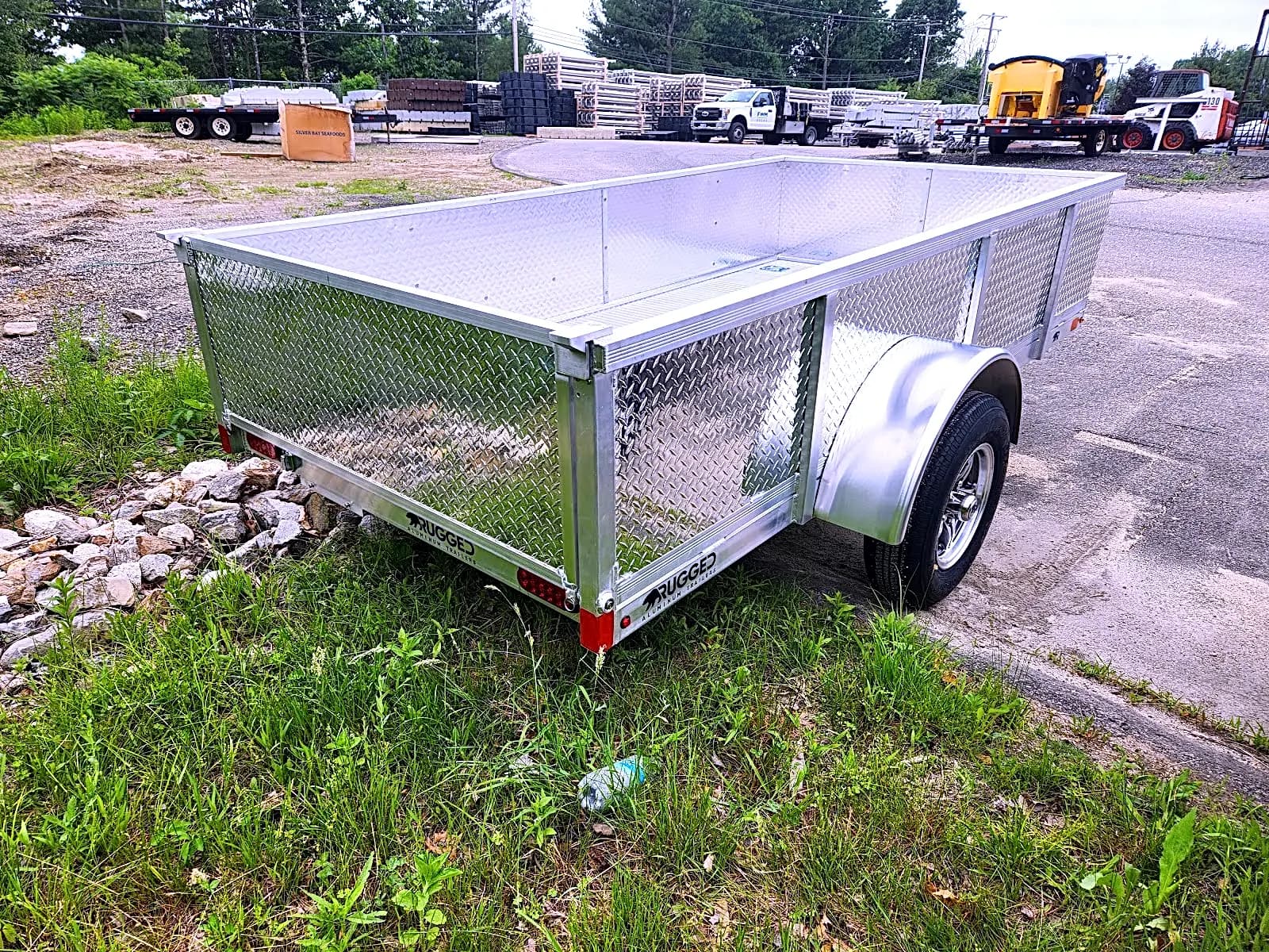 Real Rugged build: 5' x 10' — Tread plate sides, Tailgate