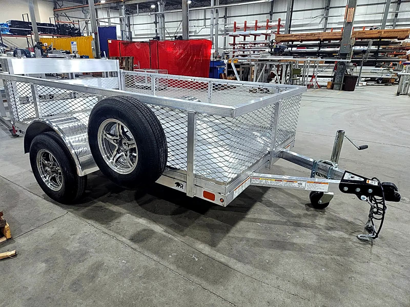 Real Rugged build: 5' x 8' — Perimeter rail, Bi-fold ramp