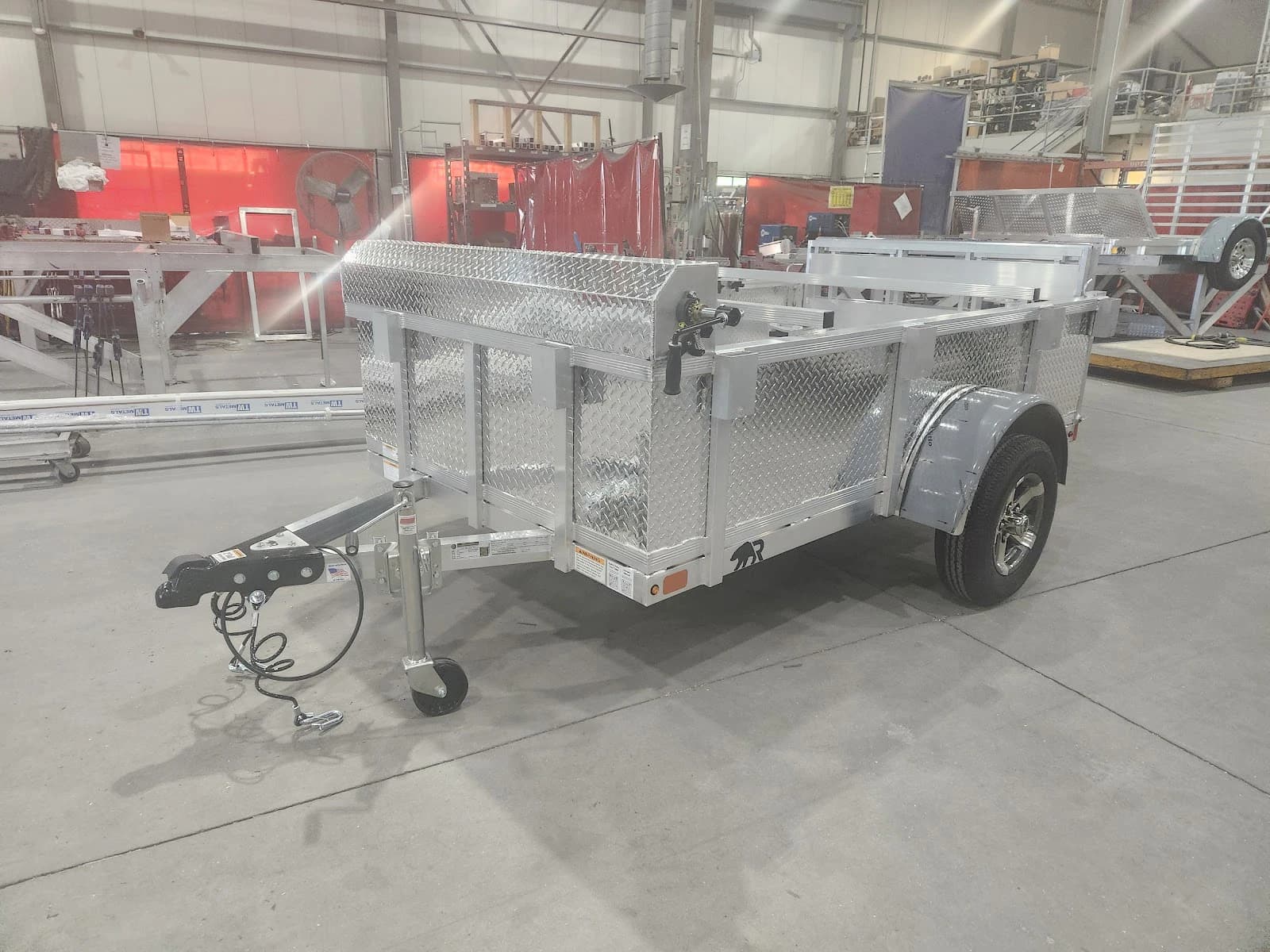 Real Rugged build: 5' x 8' — Perimeter rail, Bi-fold ramp