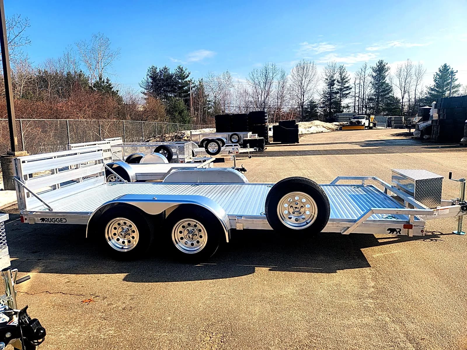 Real Rugged build: 6.5' x 16' Tandem — Front rail only, Bi-fold ramp