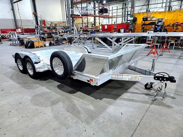 Real Rugged build: 6.5' x 16' Tandem — StowAway ramps