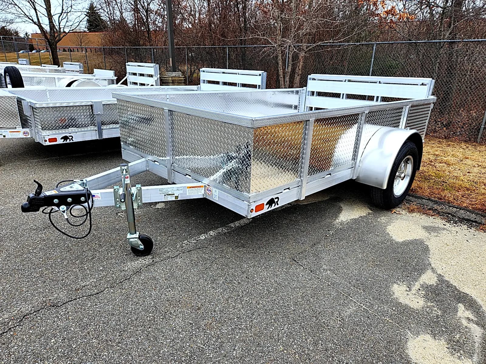 Real Rugged build: 6' x 10' — Tread plate sides, Bi-fold ramp