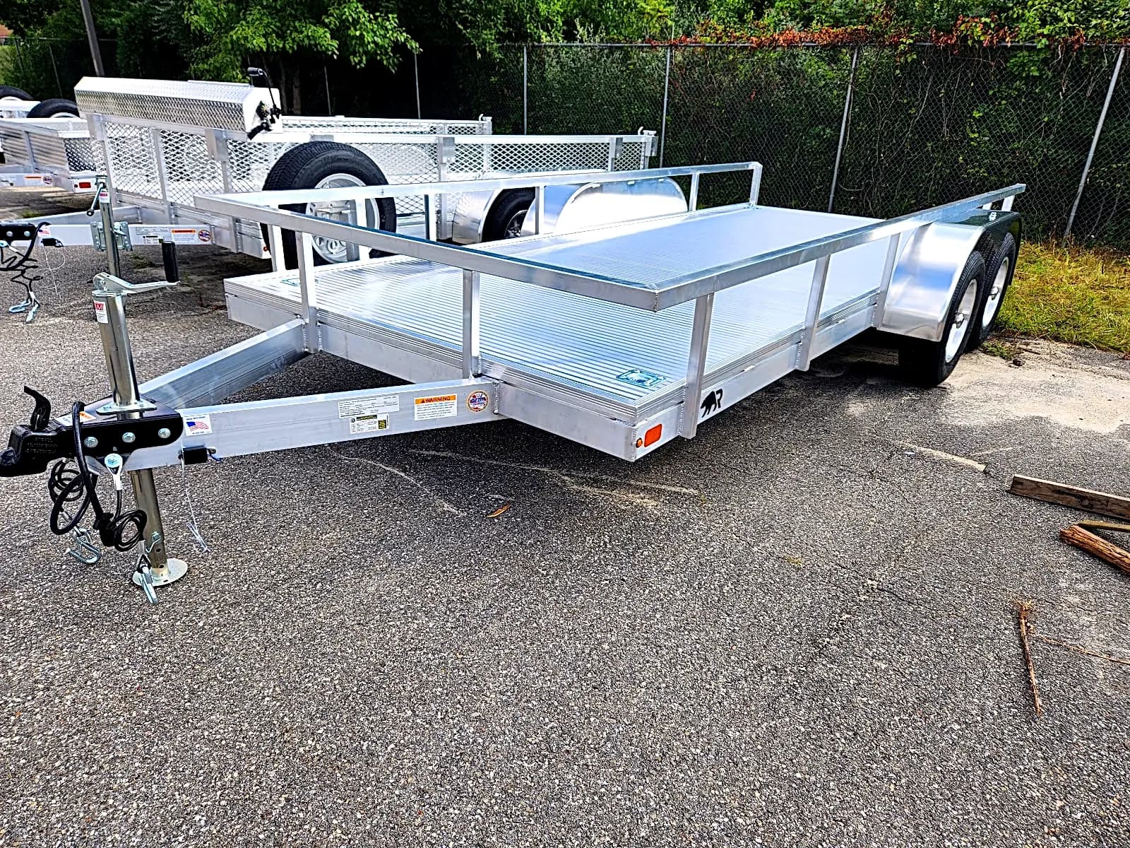 Real Rugged build: 6.5' x 16' Tandem — Perimeter rail, StowAway ramps