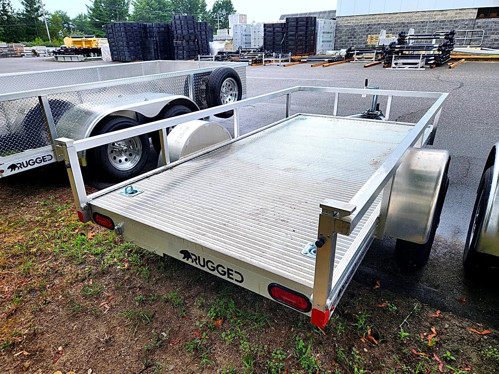 Real Rugged build: 5' x 10' — Perimeter rail, Bi-fold ramp