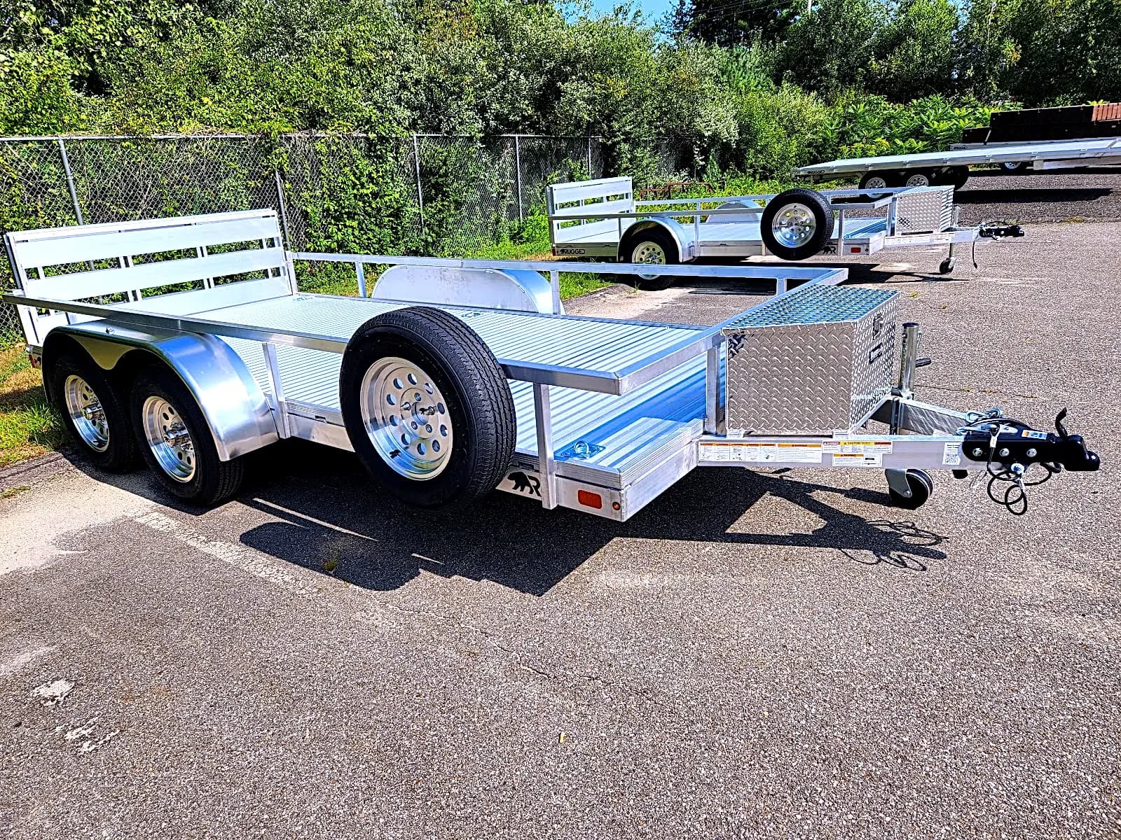 Real Rugged build: 6.5' x 14' Tandem — Perimeter rail, Bi-fold ramp