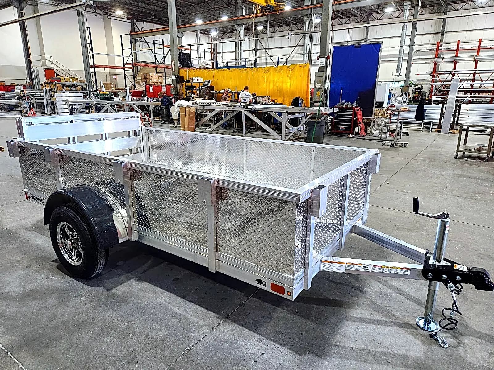 Real Rugged build: 5' x 10' — Tread plate sides, Bi-fold ramp