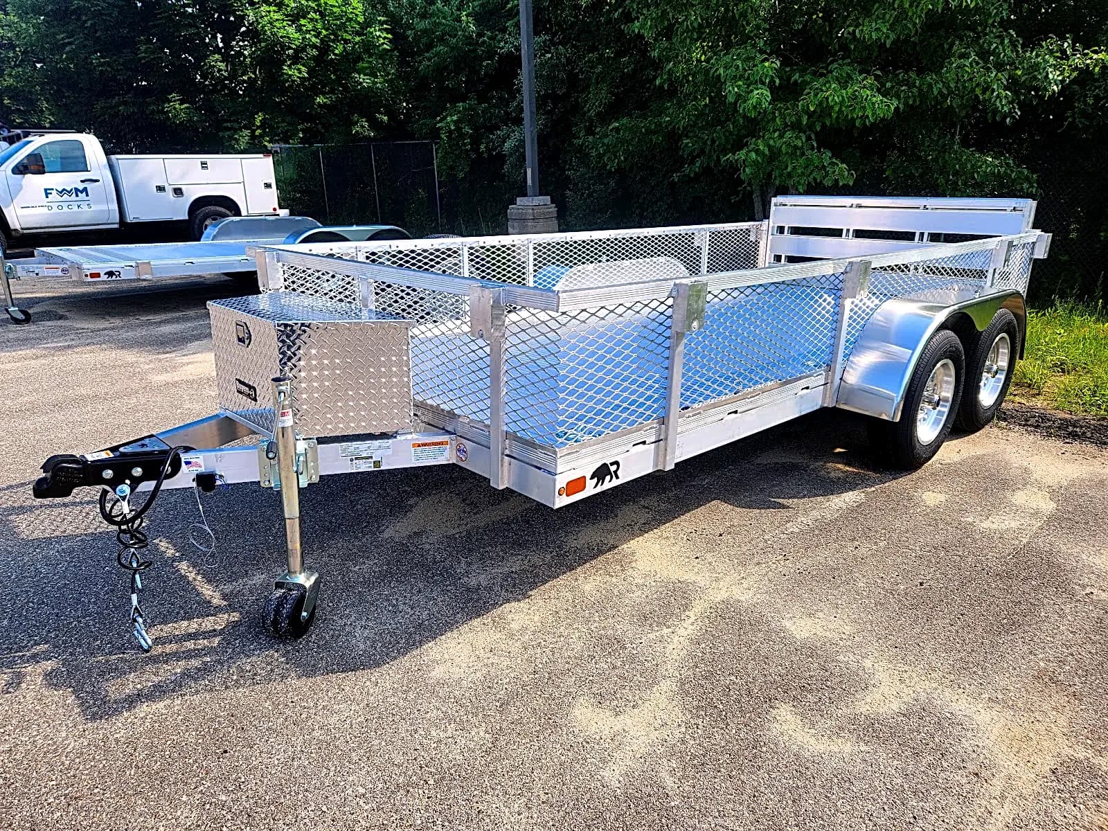 Real Rugged build: 6.5' x 14' Tandem — Mesh sides, Bi-fold ramp