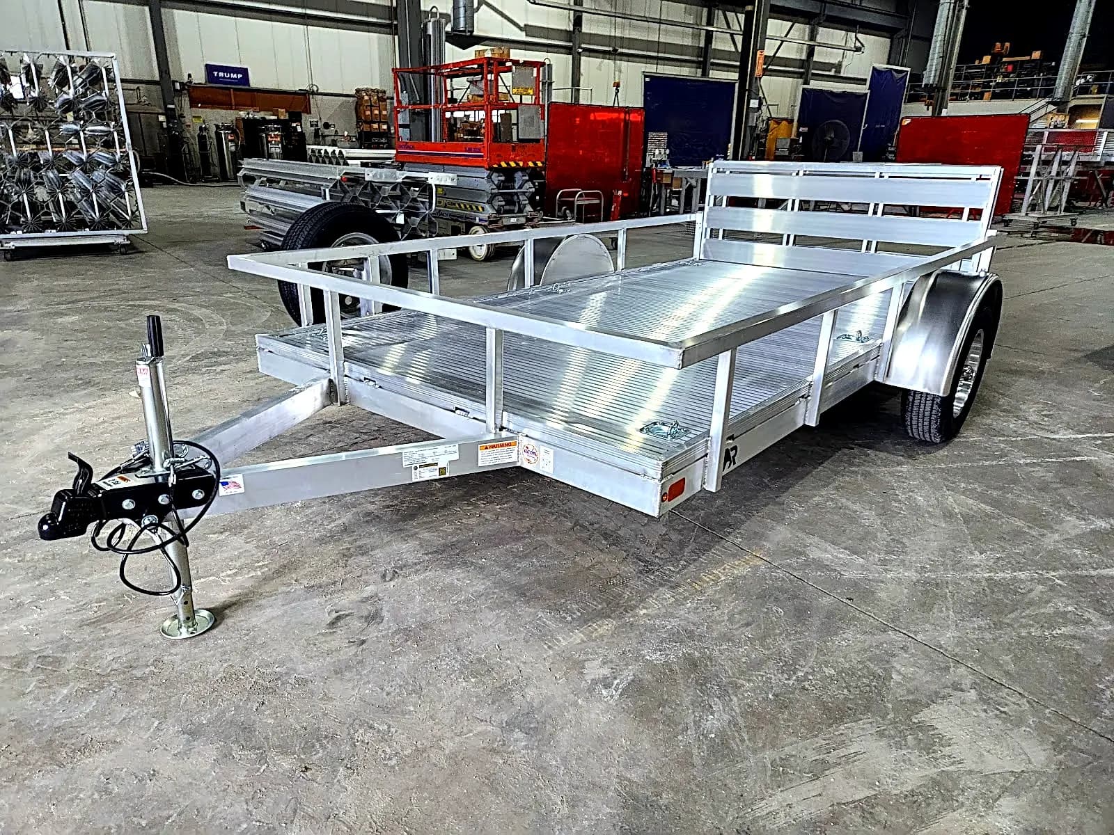 Real Rugged build: 6.5' x 12' — Perimeter rail, Bi-fold ramp