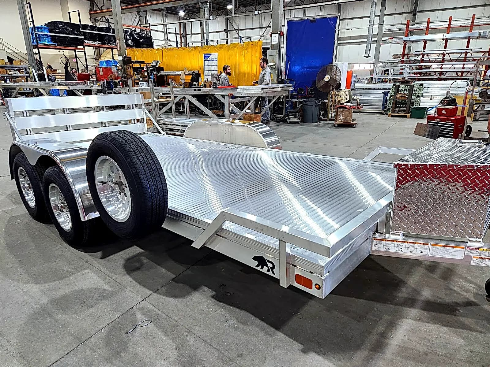 Real Rugged build: 6.5' x 14' Tandem — Front rail only, Bi-fold ramp