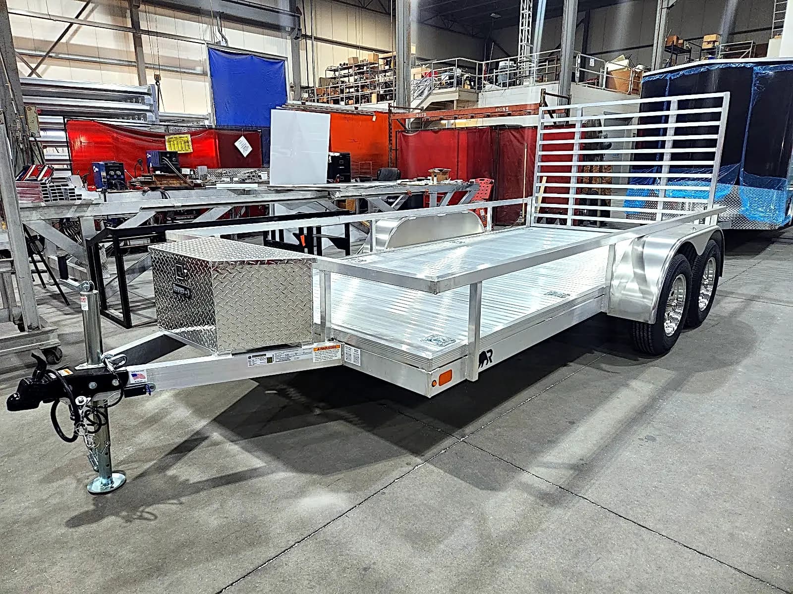 Real Rugged build: 6.5' x 14' Tandem — Perimeter rail, Air flow ramp