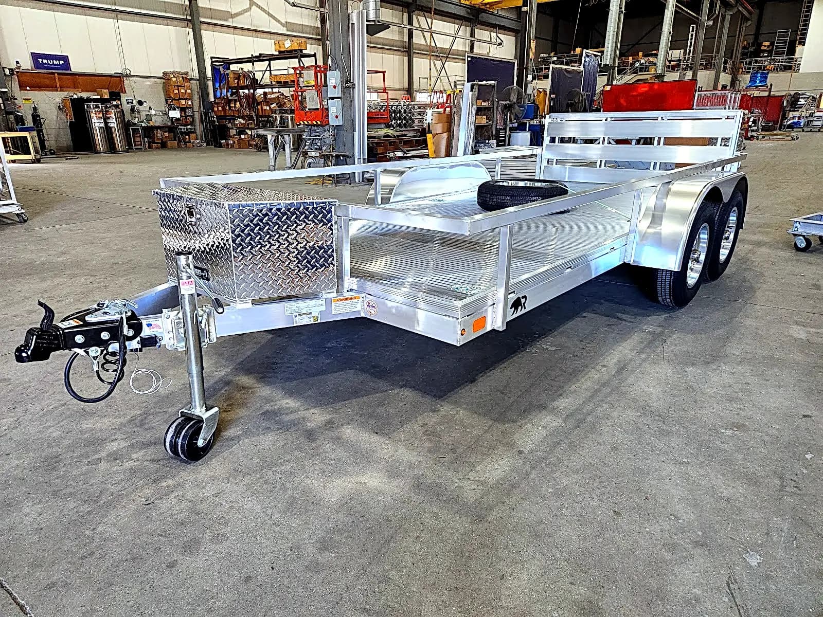 Real Rugged build: 6.5' x 14' Tandem — Perimeter rail, Bi-fold ramp