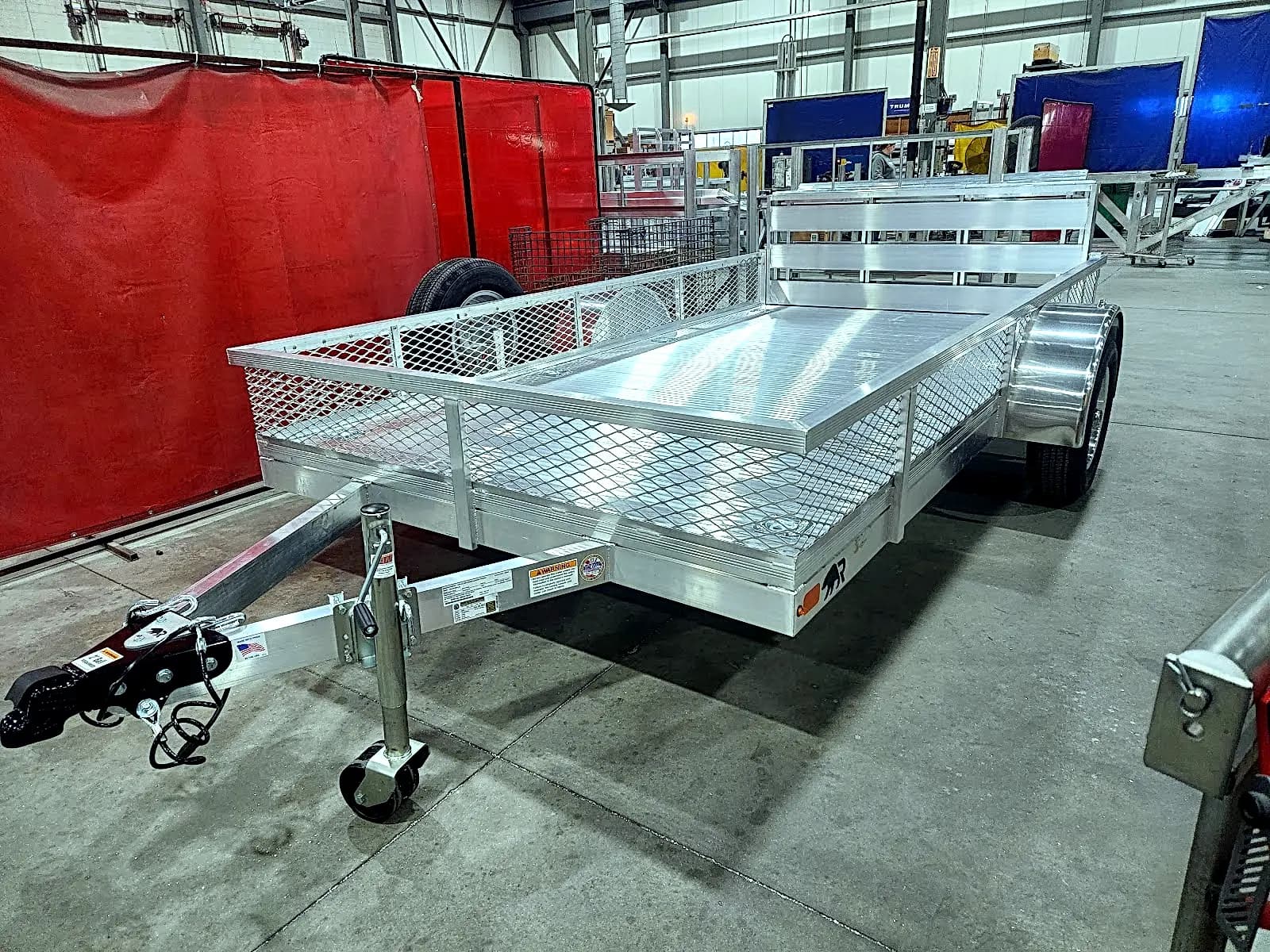 Real Rugged build: 6.5' x 12' — Mesh sides, Bi-fold ramp