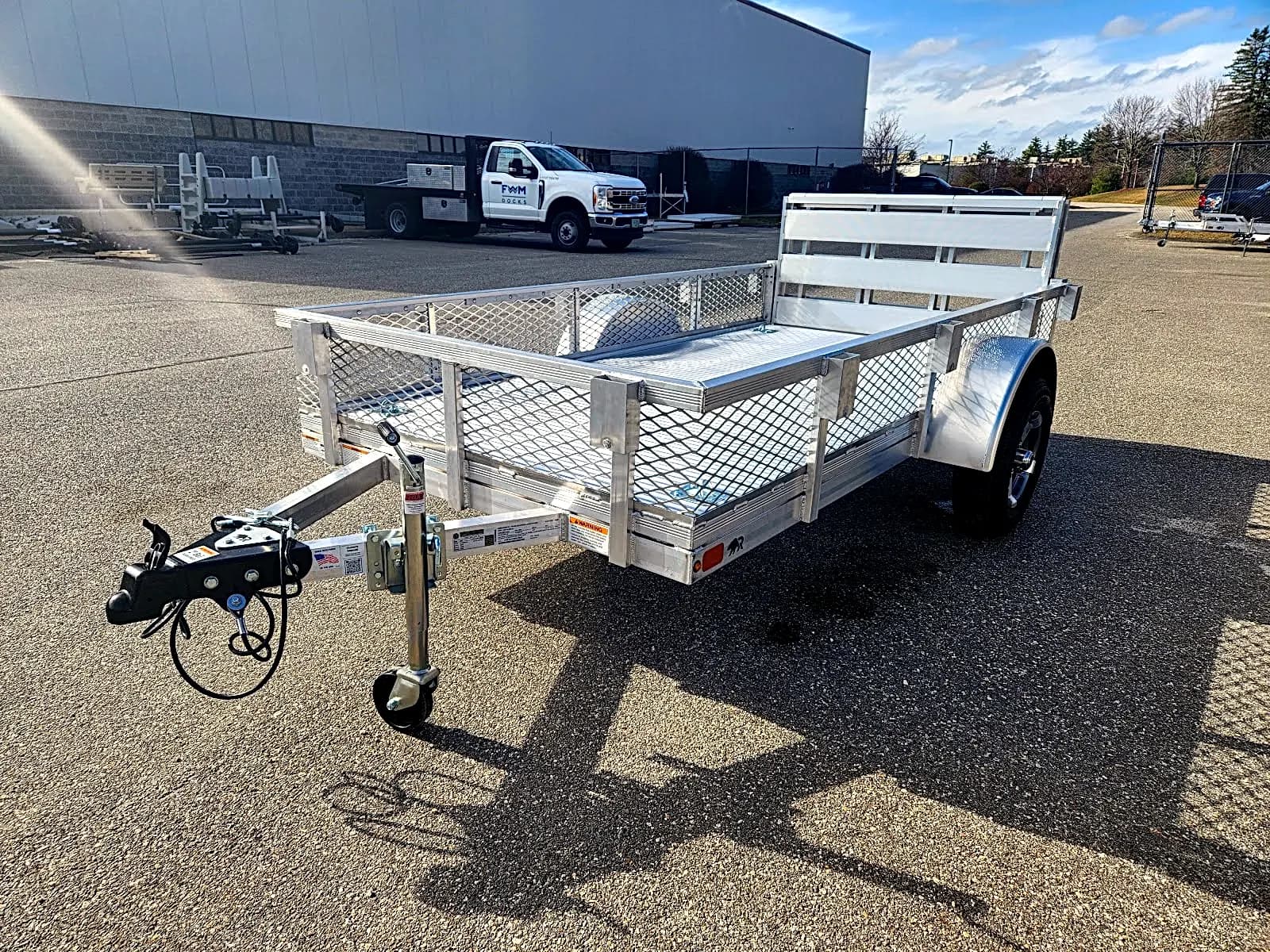 Real Rugged build: 5' x 10' — Mesh sides, Bi-fold ramp