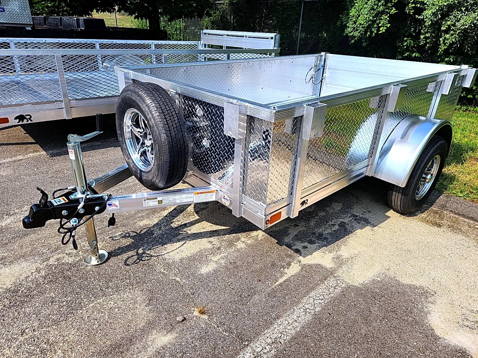 Real Rugged build: 5' x 8' — Perimeter rail, Tailgate
