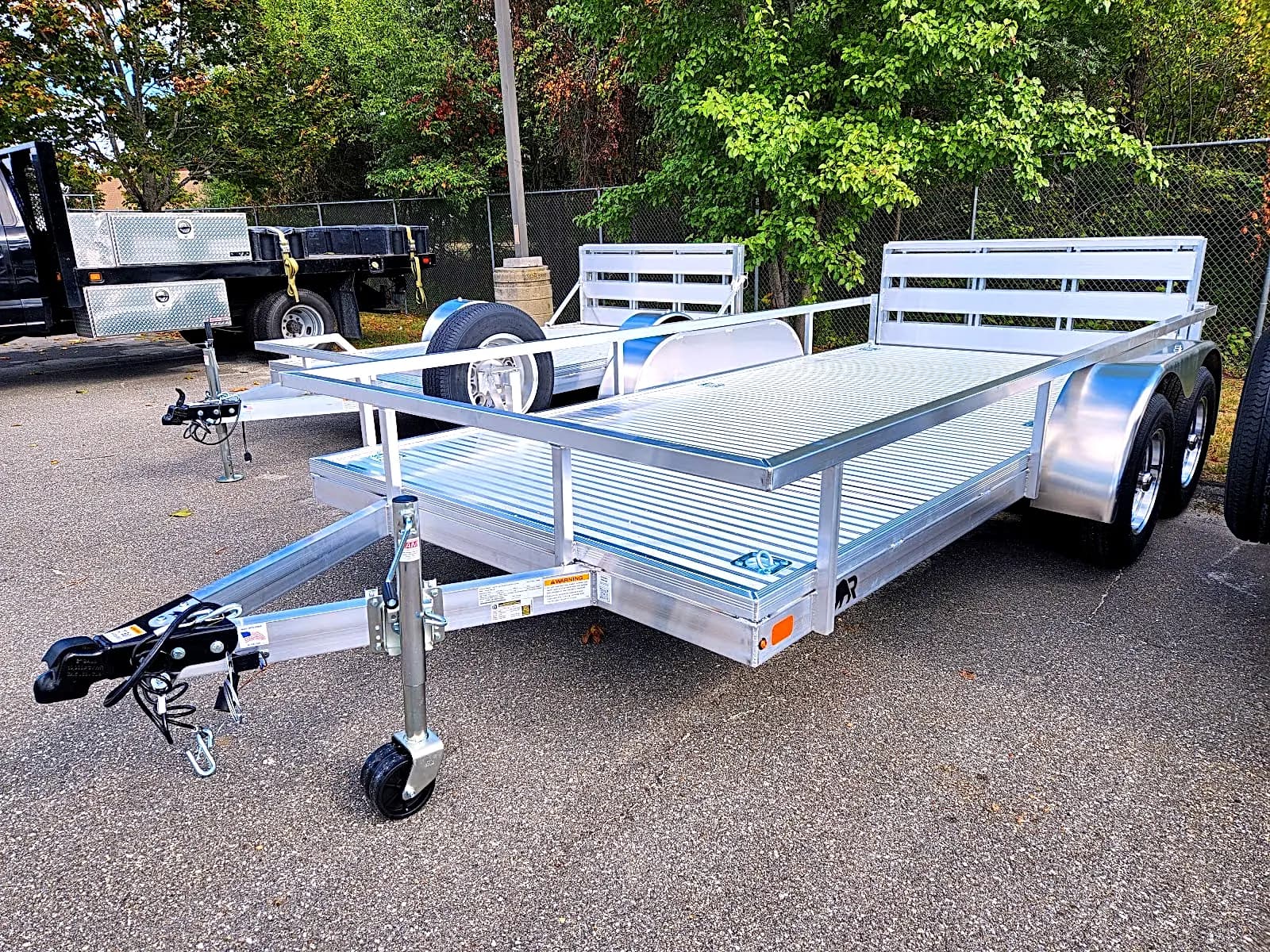 Real Rugged build: 6.5' x 14' Tandem — Perimeter rail, Bi-fold ramp