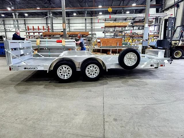 Real Rugged build: 6.5' x 16' Tandem — Front rail only, Bi-fold ramp