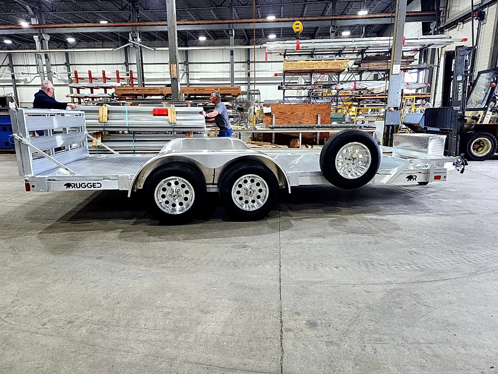 Real Rugged build: 6.5' x 16' Tandem — Front rail only, Bi-fold ramp