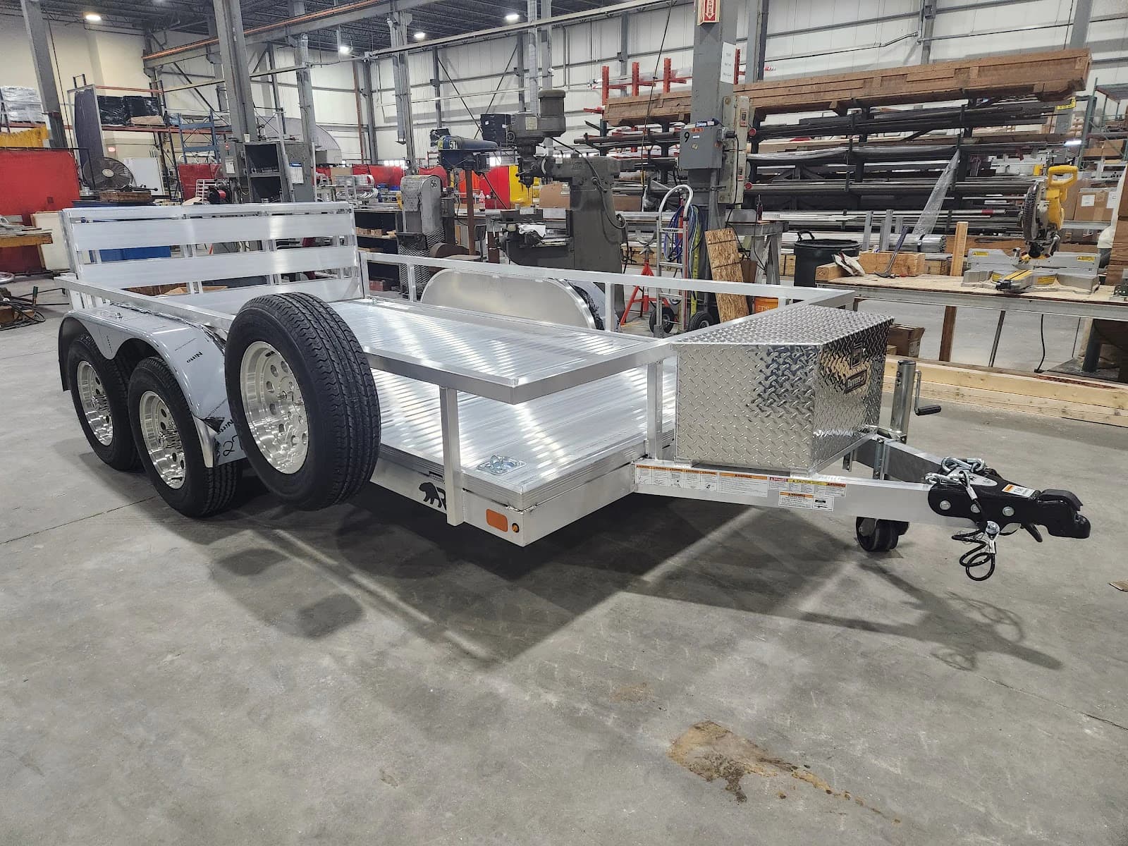 Real Rugged build: 6.5' x 12' Tandem — Perimeter rail, Bi-fold ramp