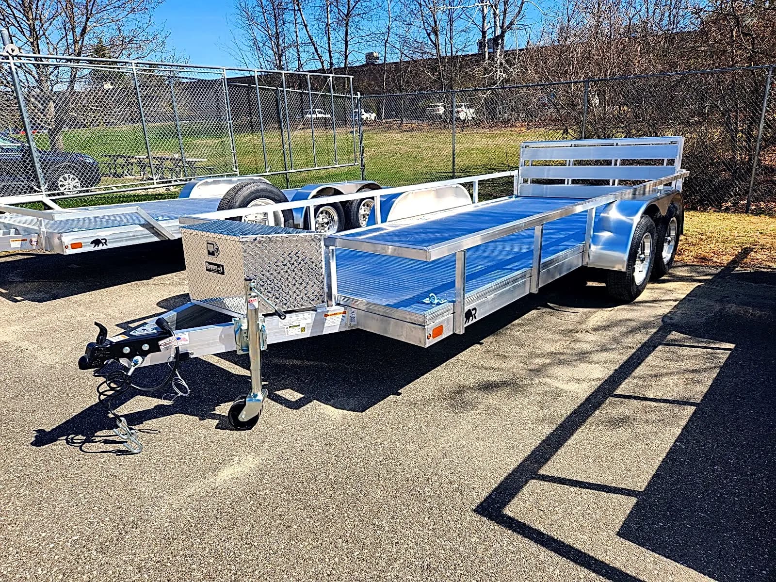 Real Rugged build: 6.5' x 16' Tandem — Perimeter rail, Bi-fold ramp