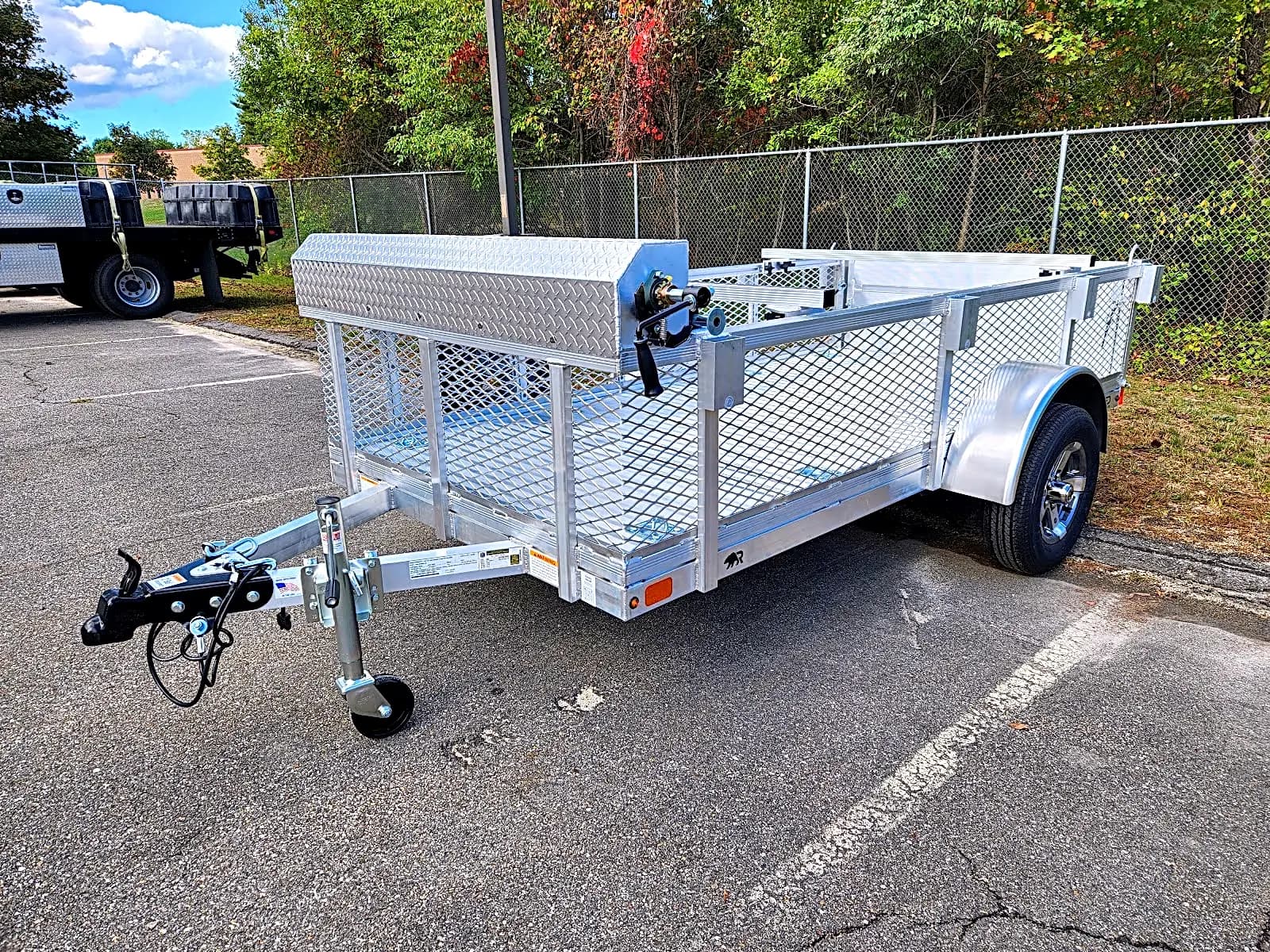 Real Rugged build: 5' x 10' — Mesh sides, Tailgate