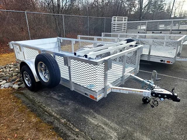 Real Rugged build: 5' x 10' — Mesh sides, Tailgate