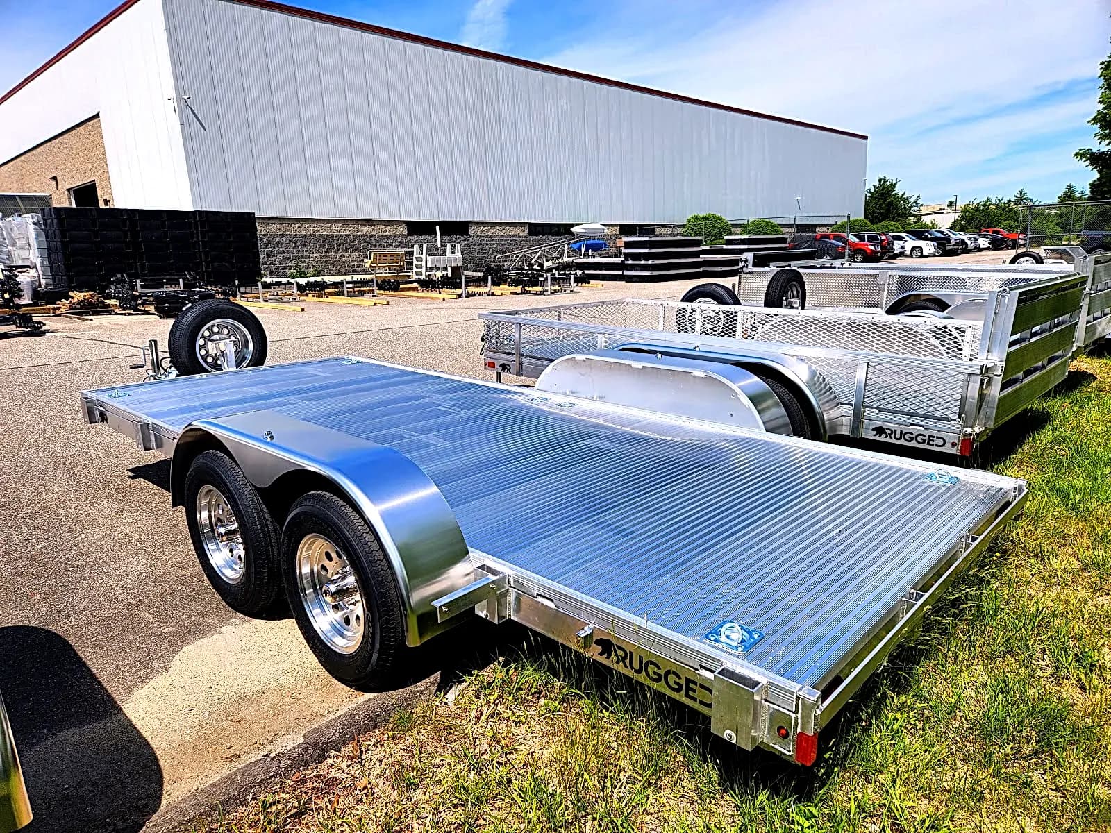 Real Rugged build: 6.5' x 16' Tandem — StowAway ramps