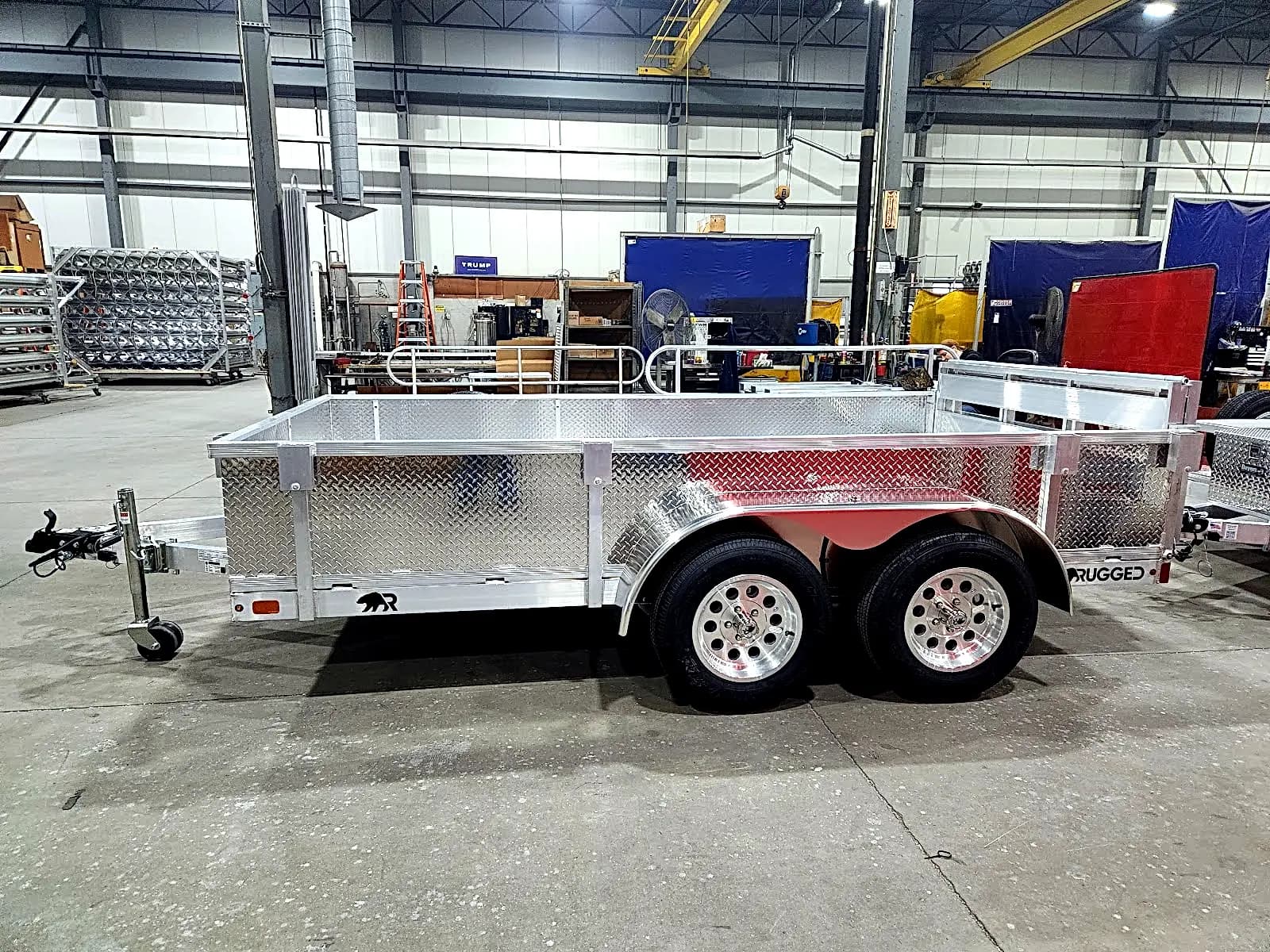 Real Rugged build: 6.5' x 12' Tandem — Bi-fold ramp