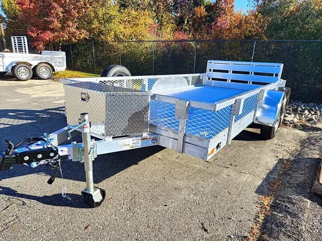 Real Rugged build: 6.5' x 14' Tandem — Mesh sides, Bi-fold ramp