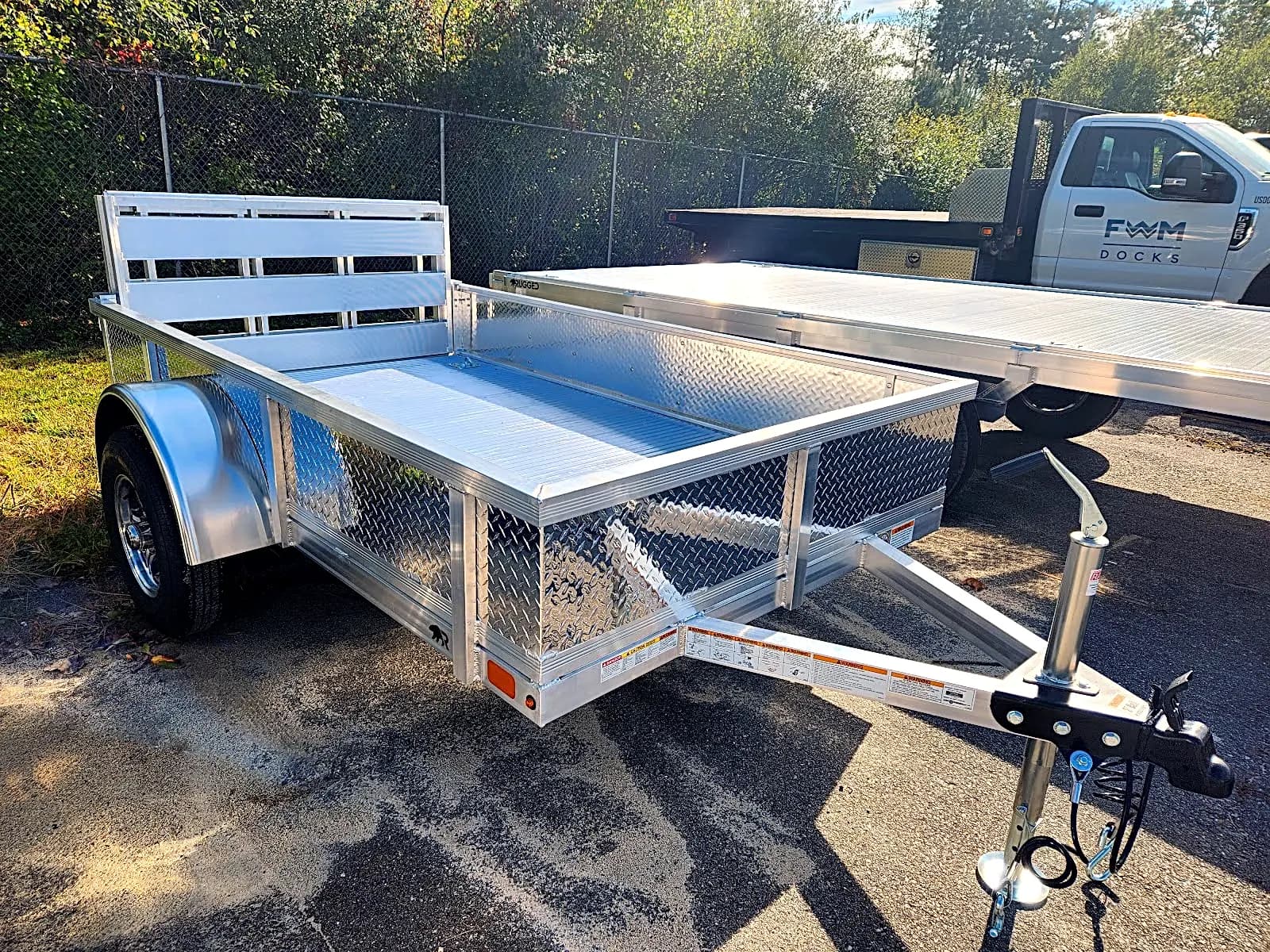 Real Rugged build: 5' x 8' — Tread plate sides, Bi-fold ramp