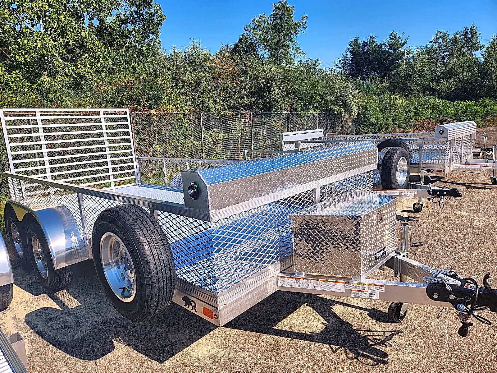Real Rugged build: 6.5' x 14' Tandem — Mesh sides, Air flow ramp