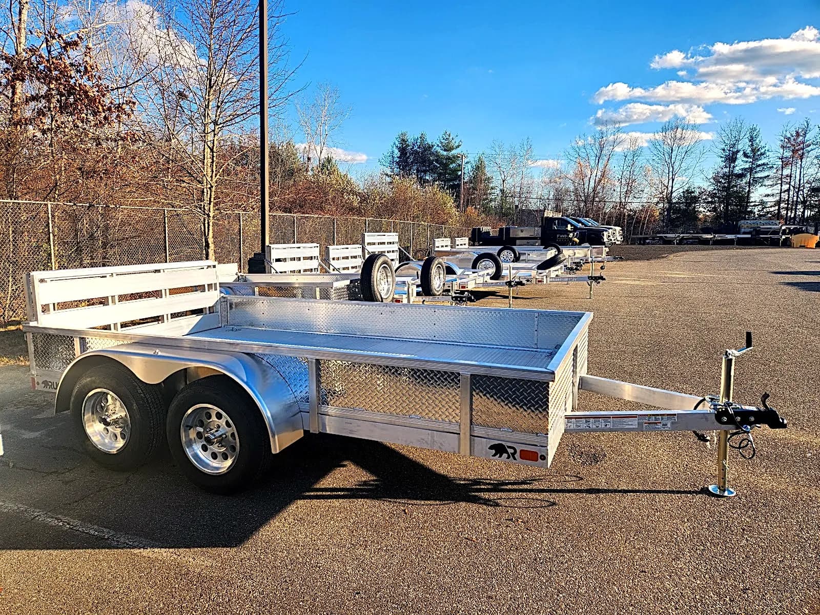 Real Rugged build: 6.5' x 12' Tandem — Tread plate sides, Bi-fold ramp
