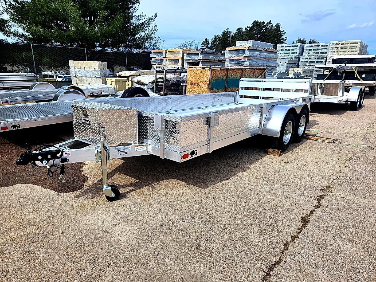 Real Rugged build: 6.5' x 16' Tandem — Tread plate sides, Bi-fold ramp