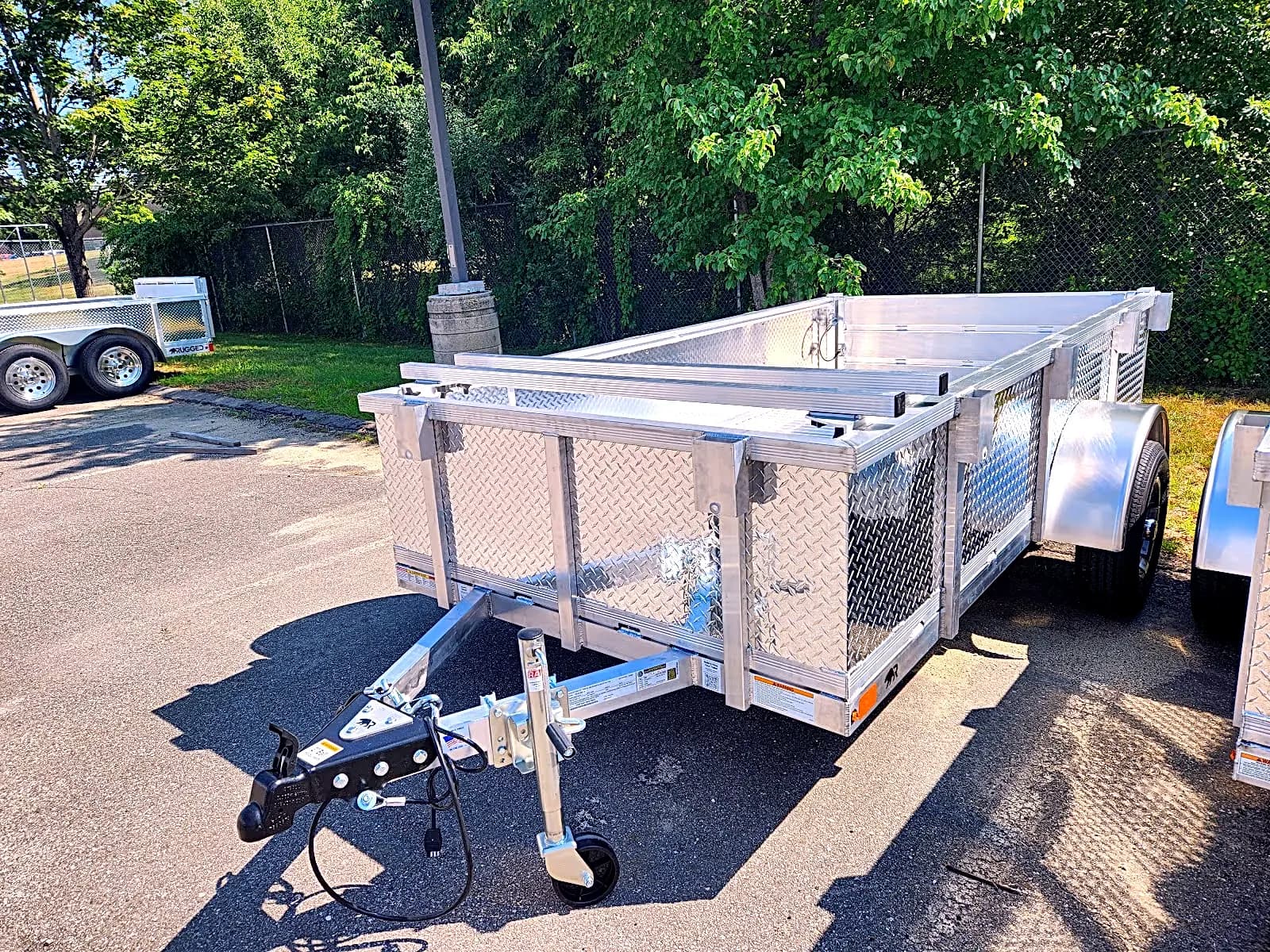 Real Rugged build: 5' x 10' — Tread plate sides, Tailgate