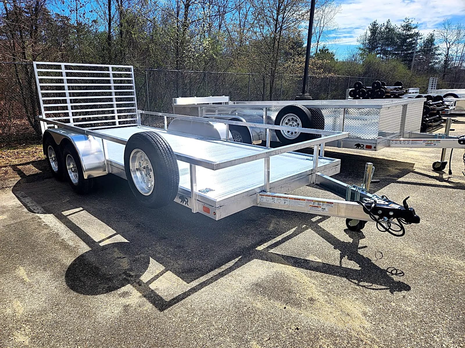 Real Rugged build: 6.5' x 16' Tandem — Perimeter rail, Air flow ramp