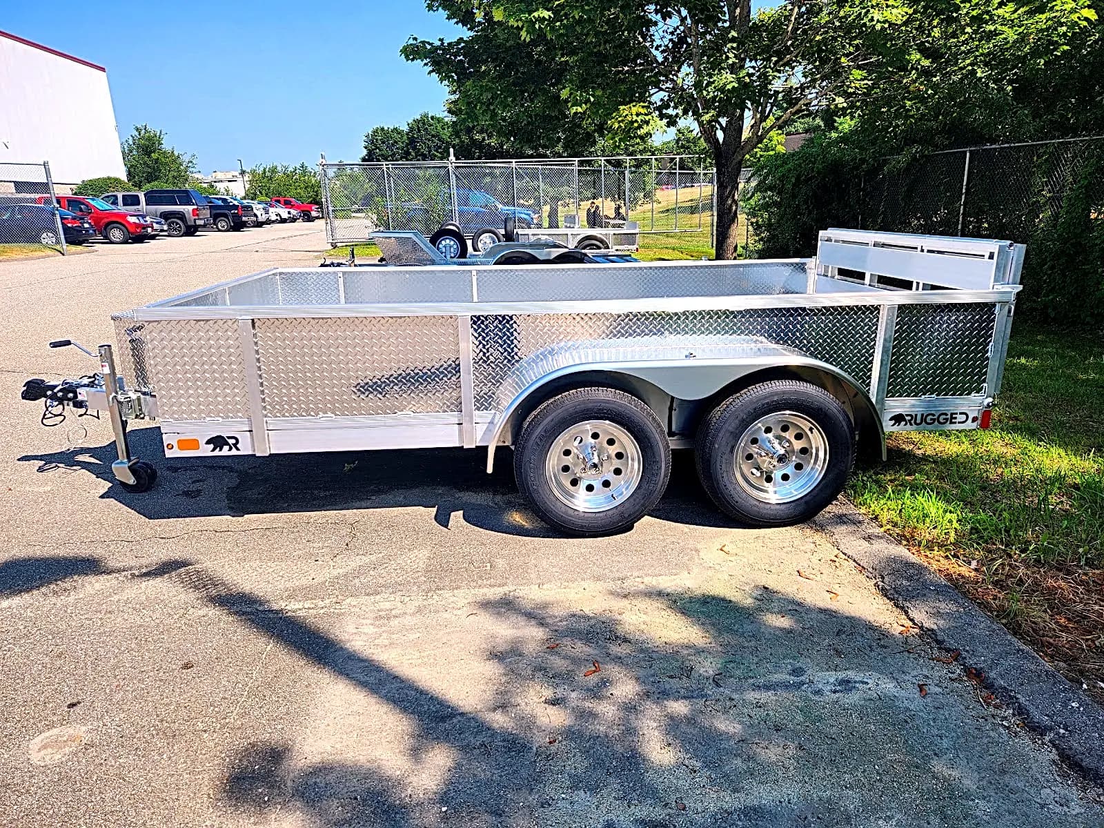 Real Rugged build: 6.5' x 12' Tandem — Tread plate sides, Bi-fold ramp