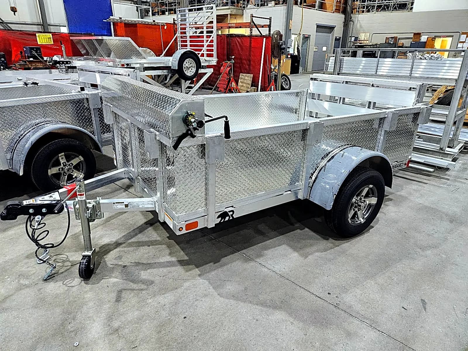 Real Rugged build: 5' x 8' — Perimeter rail, Bi-fold ramp