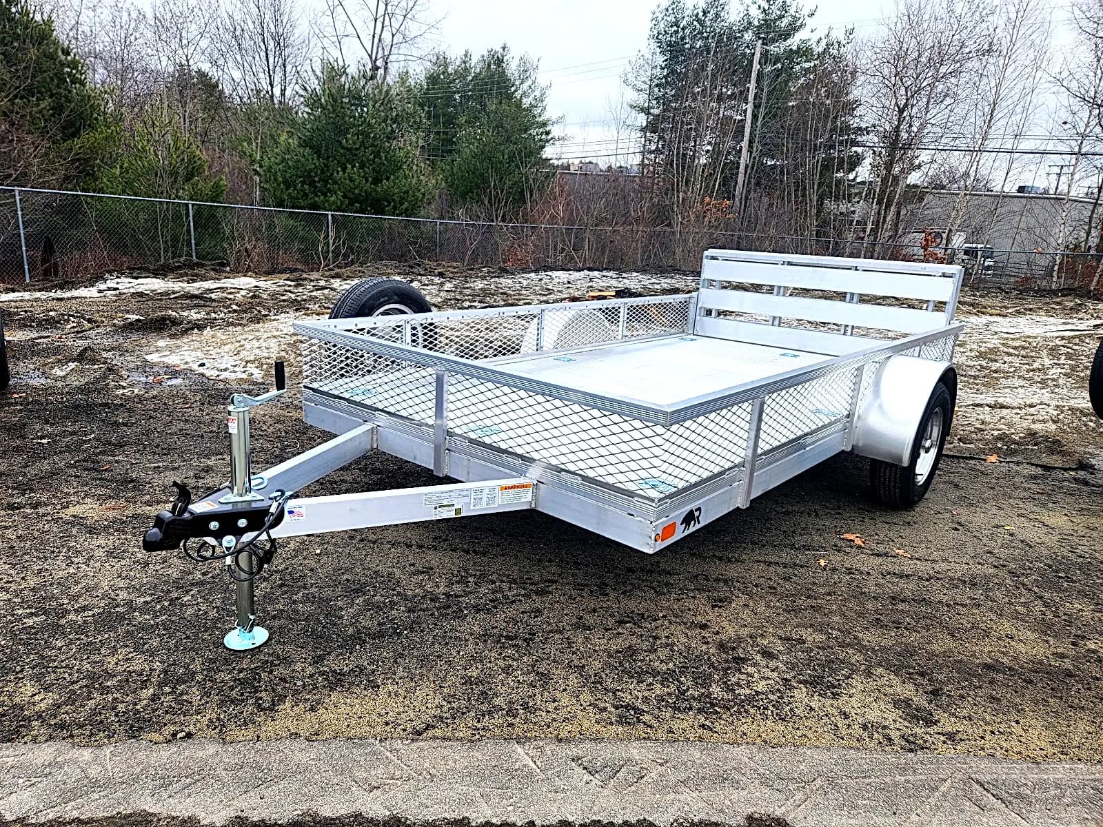 Real Rugged build: 6.5' x 12' — Perimeter rail, Bi-fold ramp