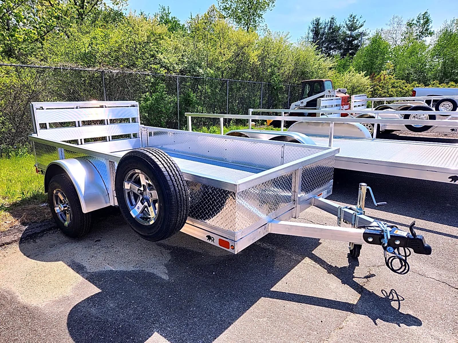 Real Rugged build: 5' x 10' — Tread plate sides, Bi-fold ramp