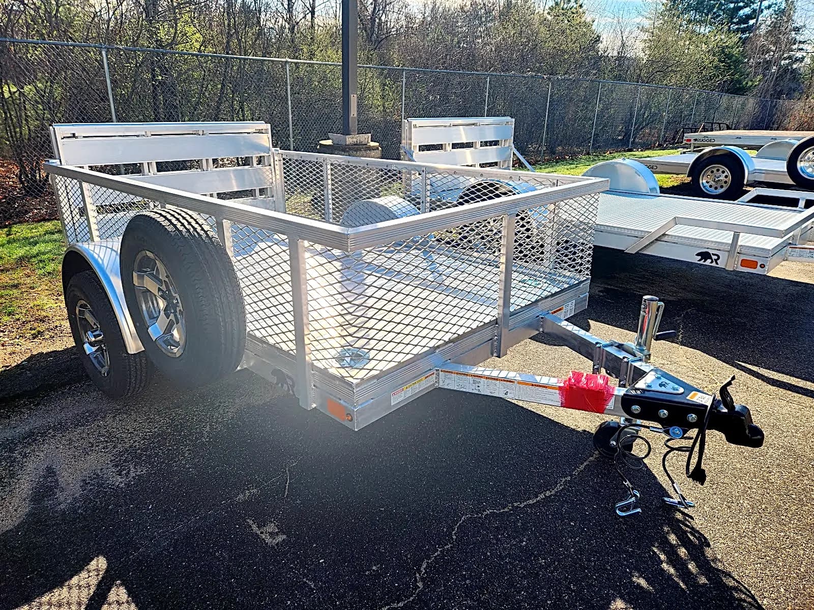 Real Rugged build: 5' x 8' — Perimeter rail, Bi-fold ramp