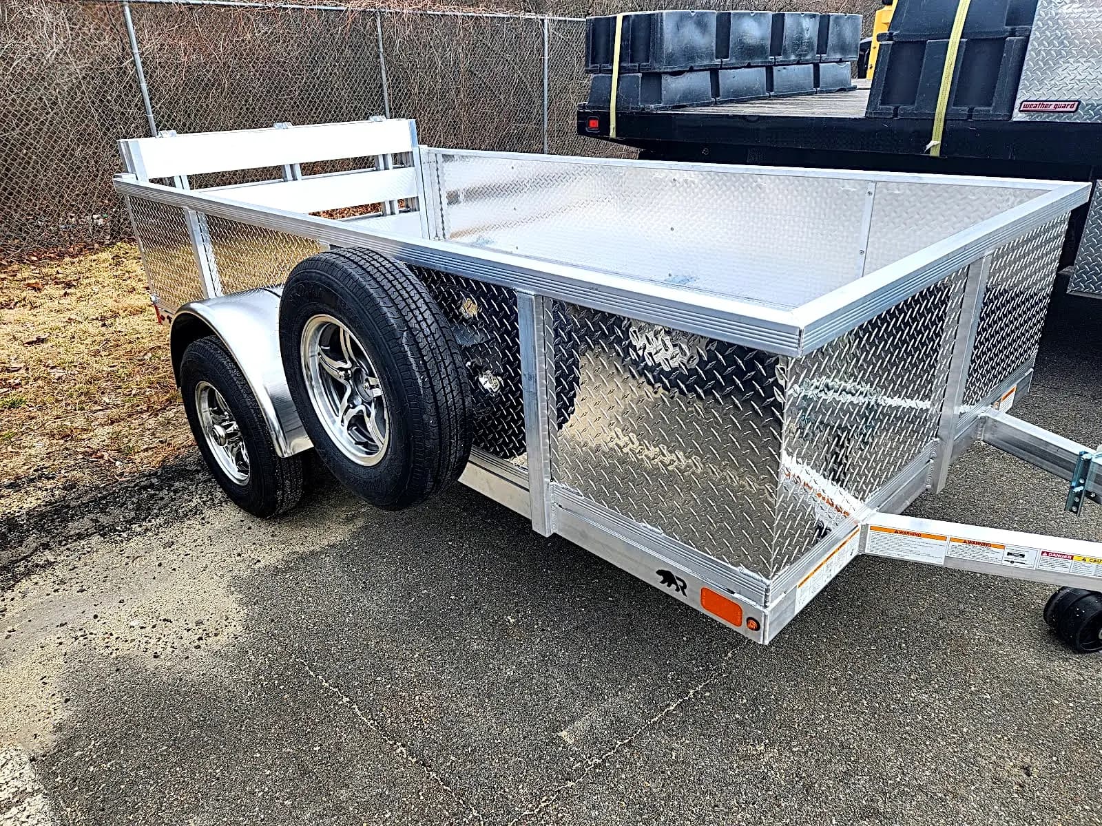 Real Rugged build: 5' x 10' — Tread plate sides, Bi-fold ramp