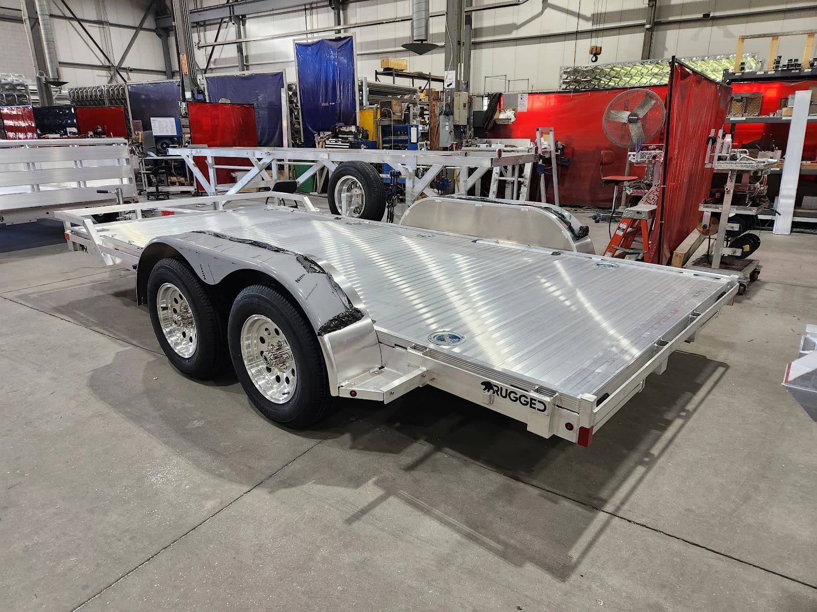 Real Rugged build: 6.5' x 14' Tandem — Front rail only, StowAway ramps