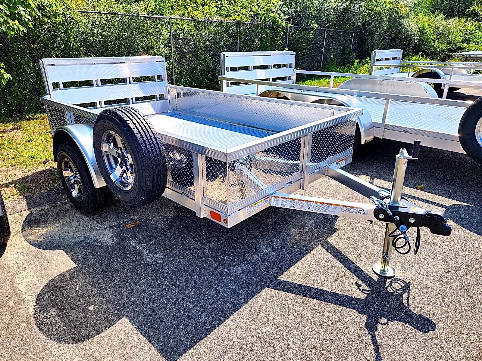 Real Rugged build: 5' x 8' — Tread plate sides, Bi-fold ramp