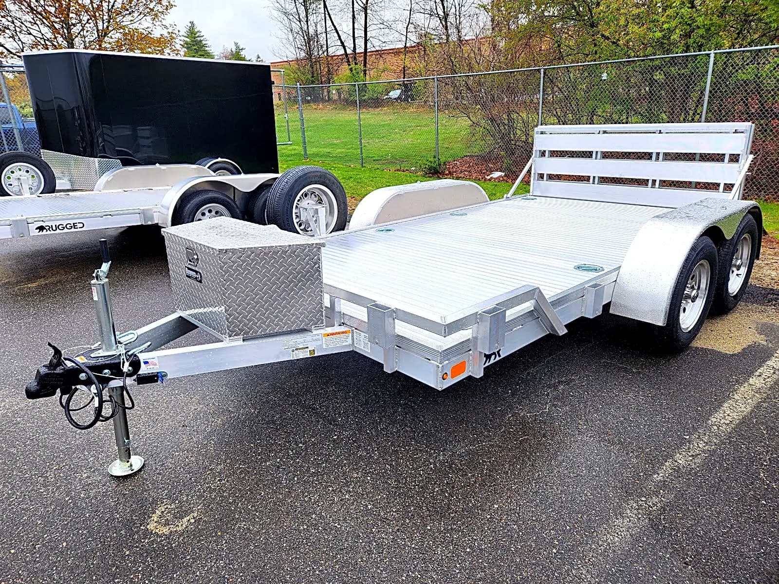 Real Rugged build: 6.5' x 12' Tandem — Front rail only, Bi-fold ramp