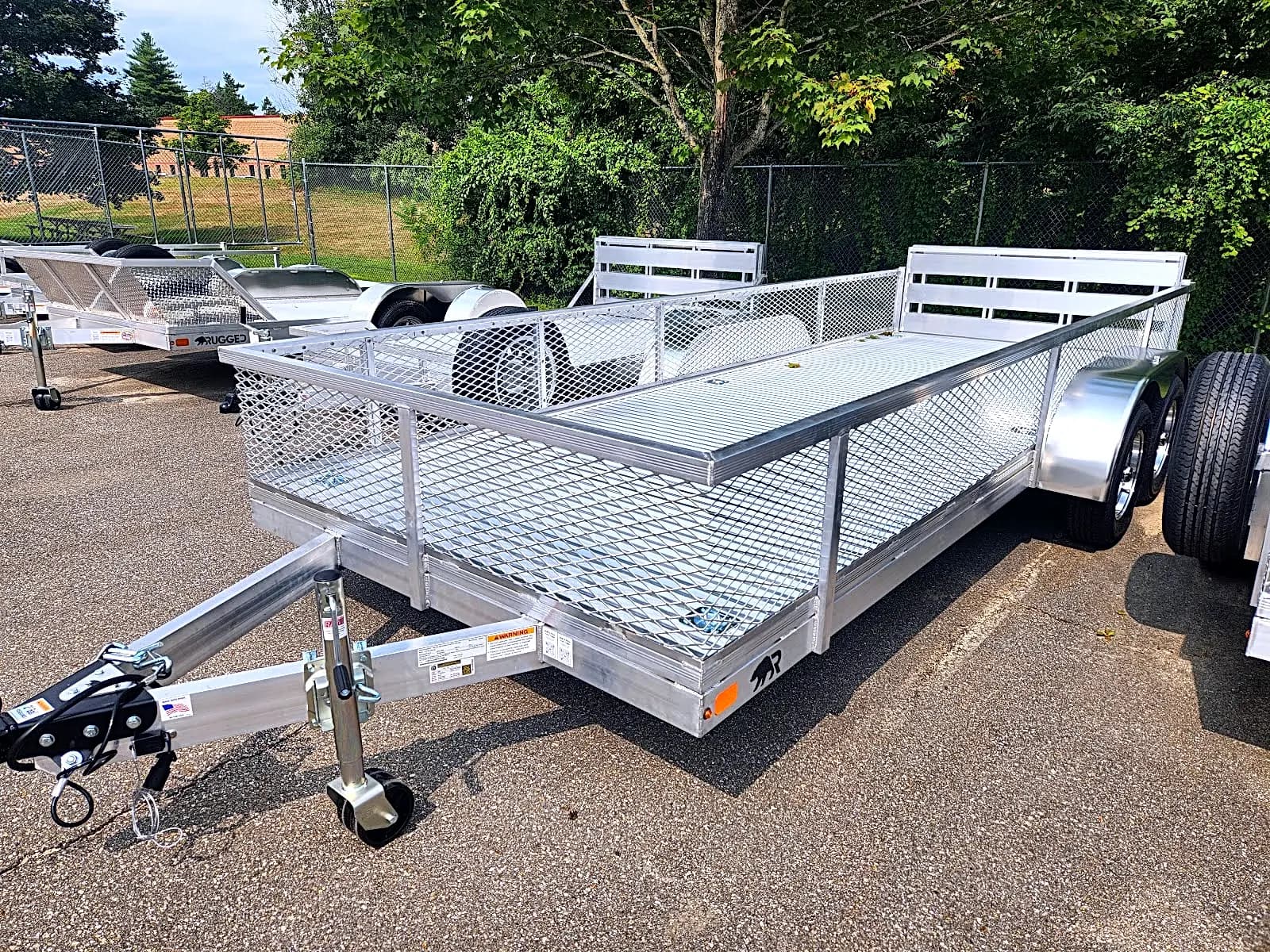Real Rugged build: 6.5' x 18' Tandem — Mesh sides, Bi-fold ramp