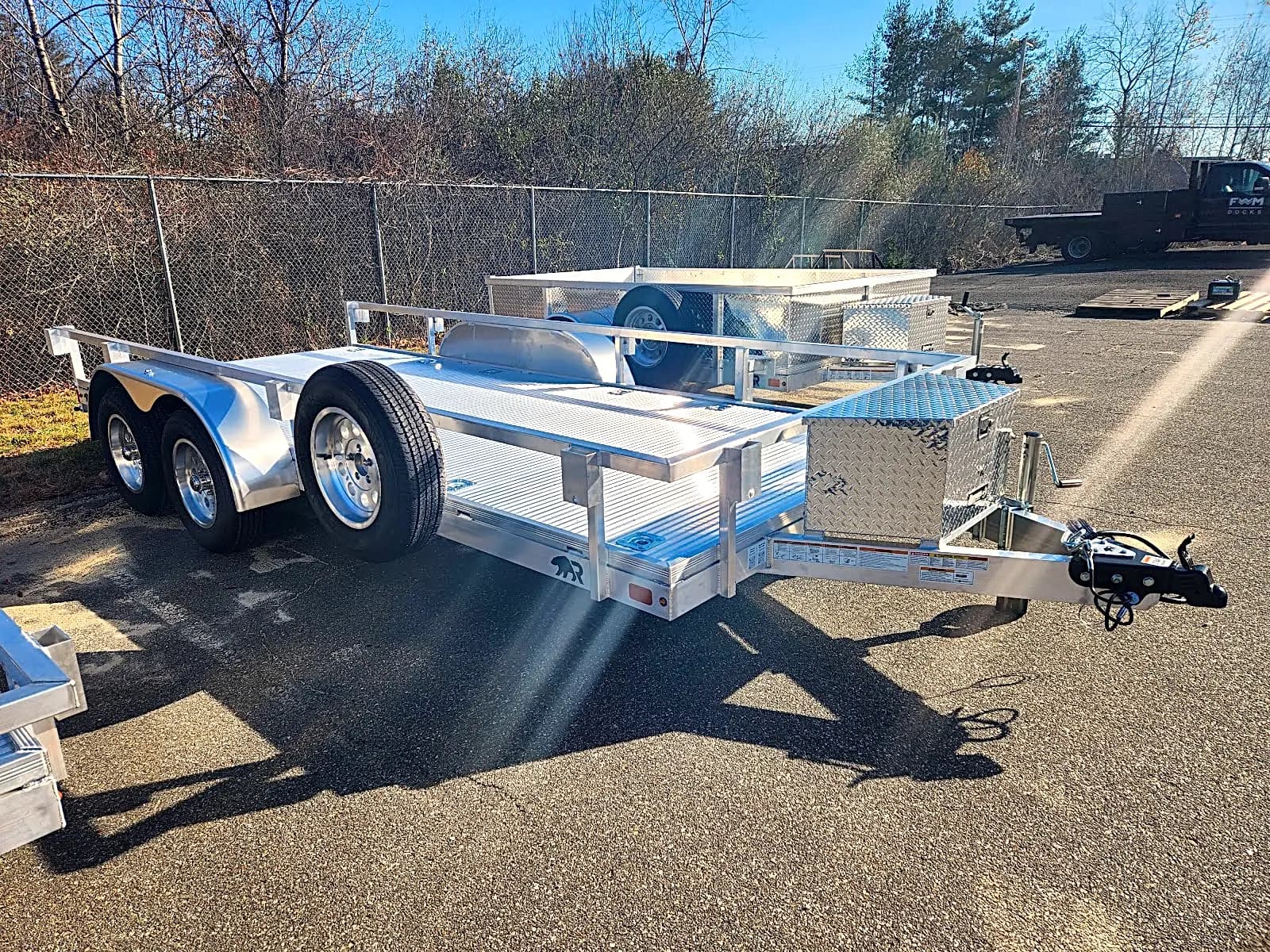 Real Rugged build: 6.5' x 16' Tandem — Perimeter rail, StowAway ramps