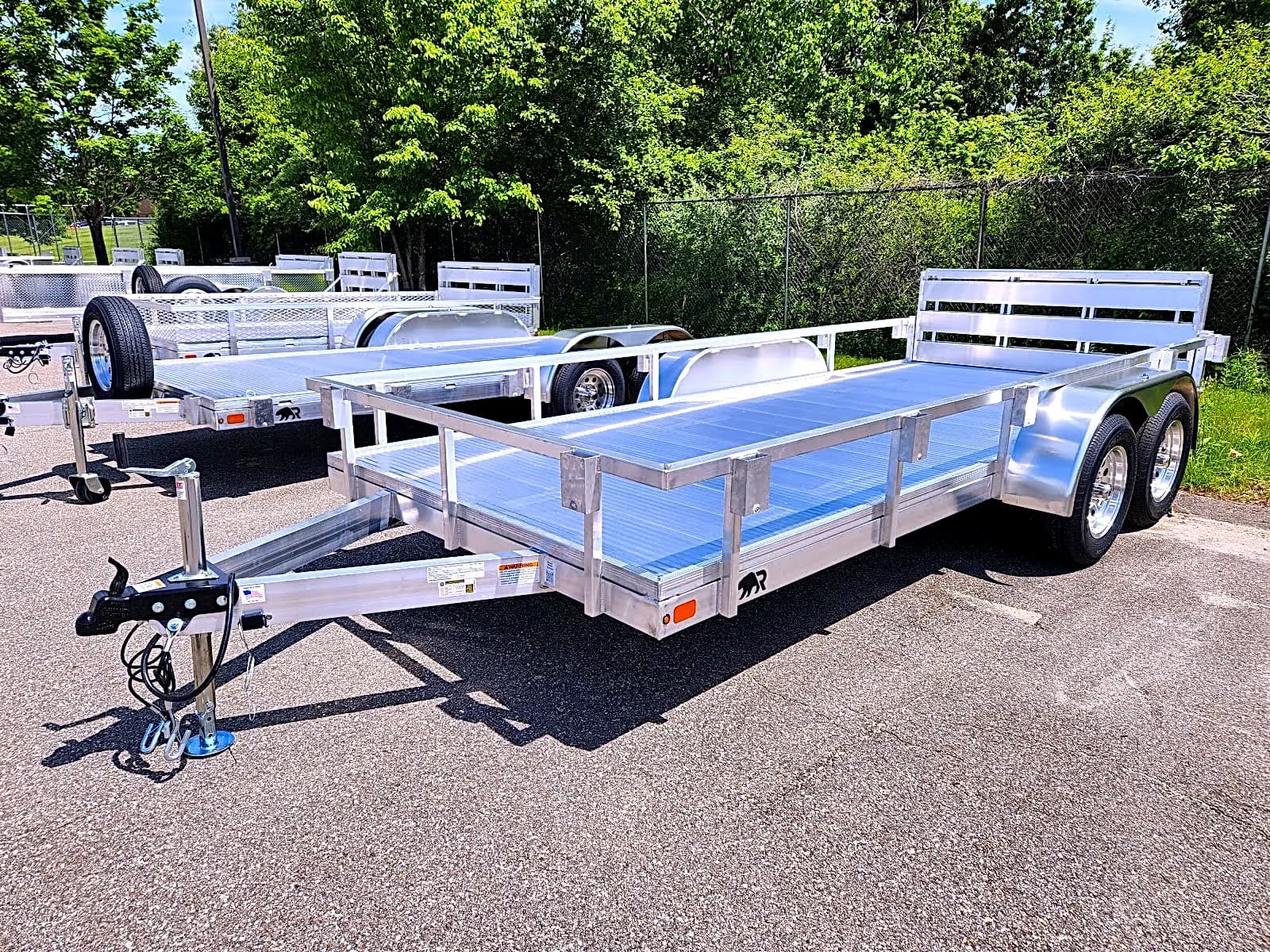 Real Rugged build: 6.5' x 16' Tandem — Perimeter rail, Bi-fold ramp