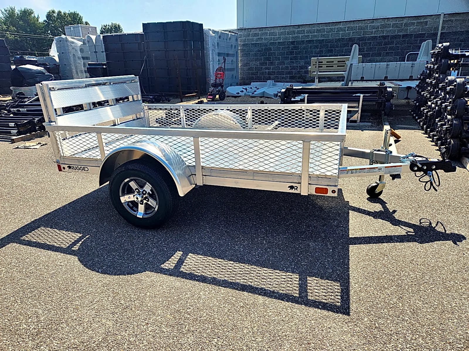 Real Rugged build: 5' x 8' — Mesh sides, Bi-fold ramp