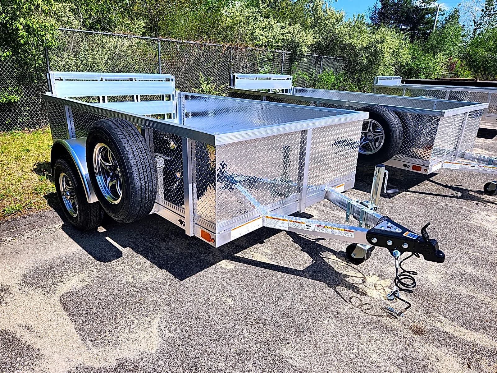 Real Rugged build: 5' x 8' — Tread plate sides, Bi-fold ramp